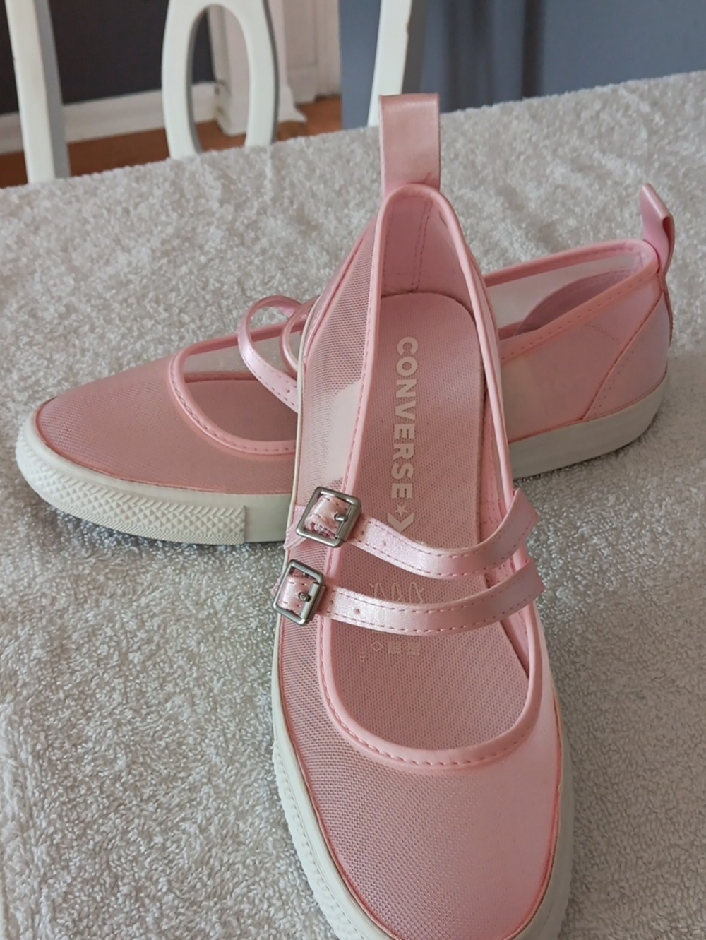 NWOT Converse Dainty Mary Janes